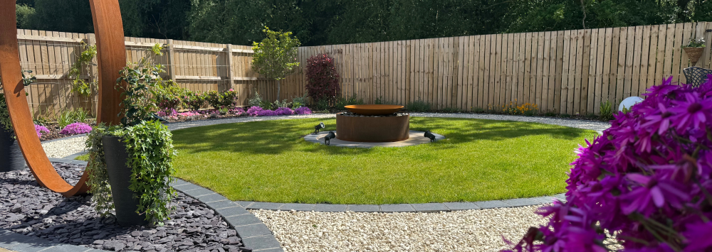 Garden by day